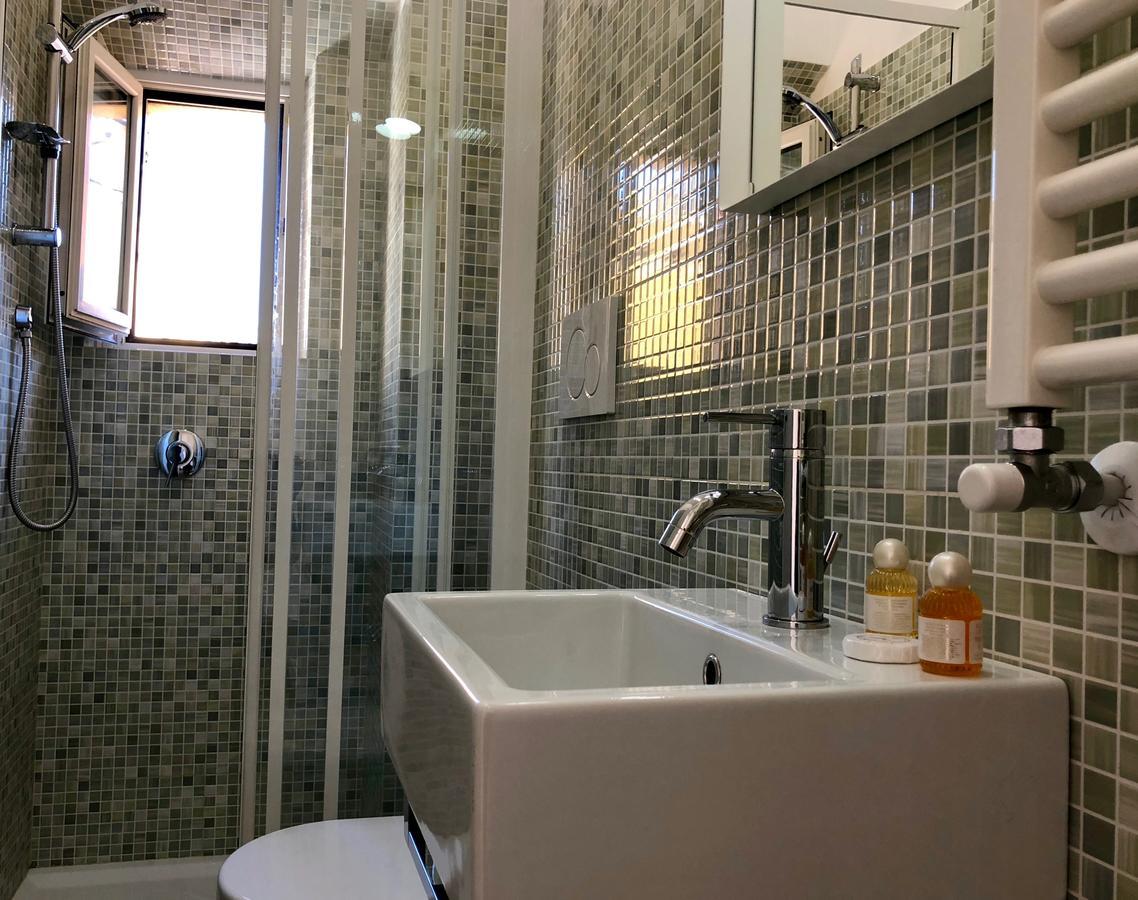 Termini Station Little House Appartement Rome Buitenkant foto